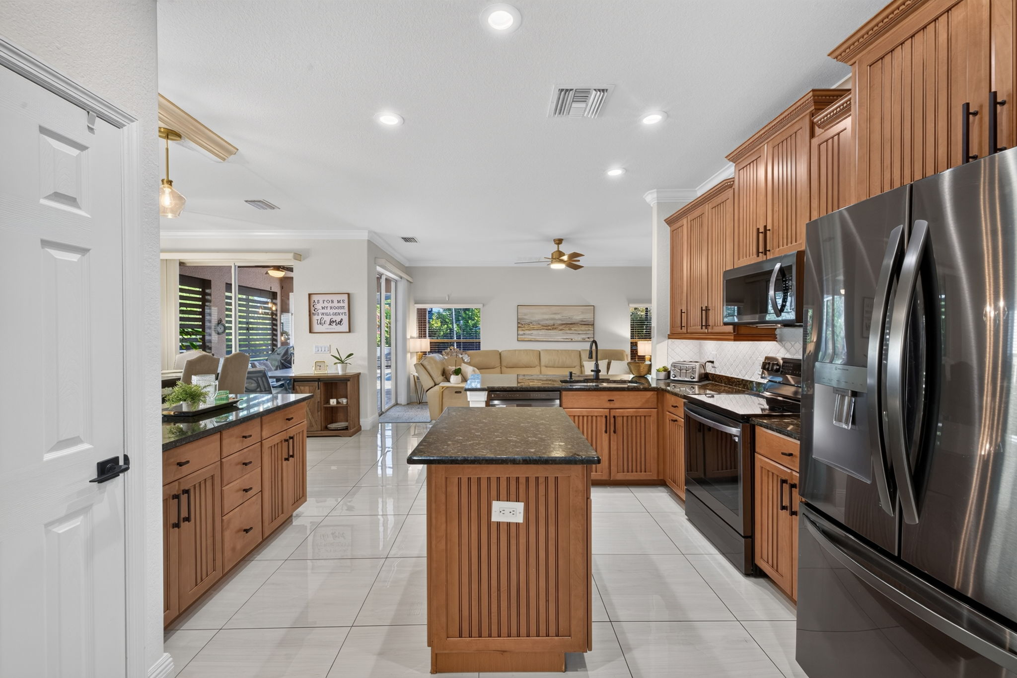 Kitchen 2 of 3