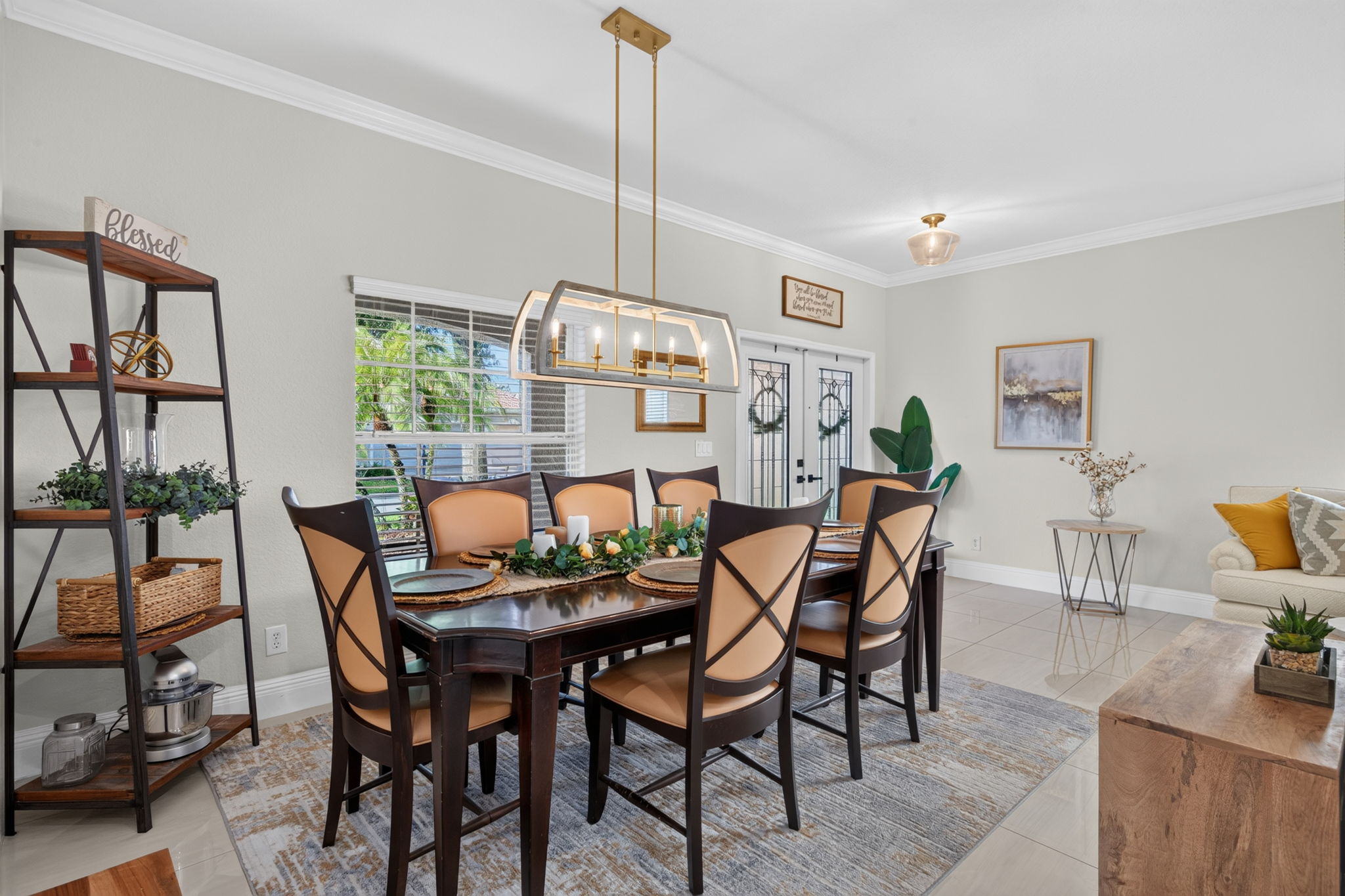 Dining Room 1 of 2