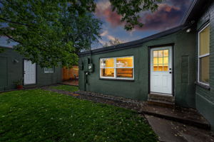  Photo 44
