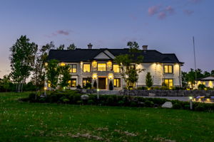  Photo 0