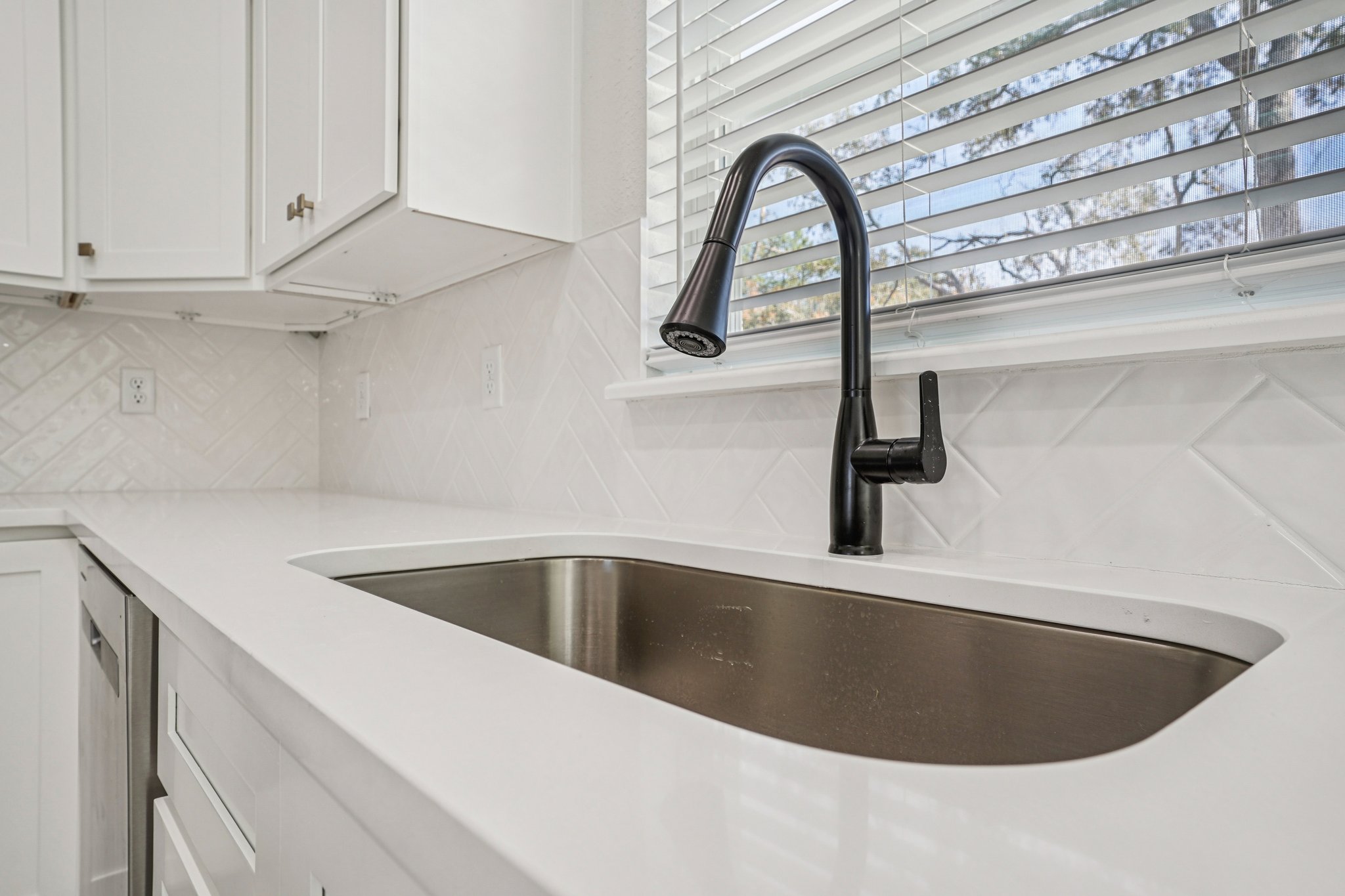 SW 33rd Ct-S1402-021.jpg