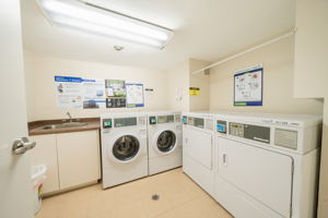  Photo 35
