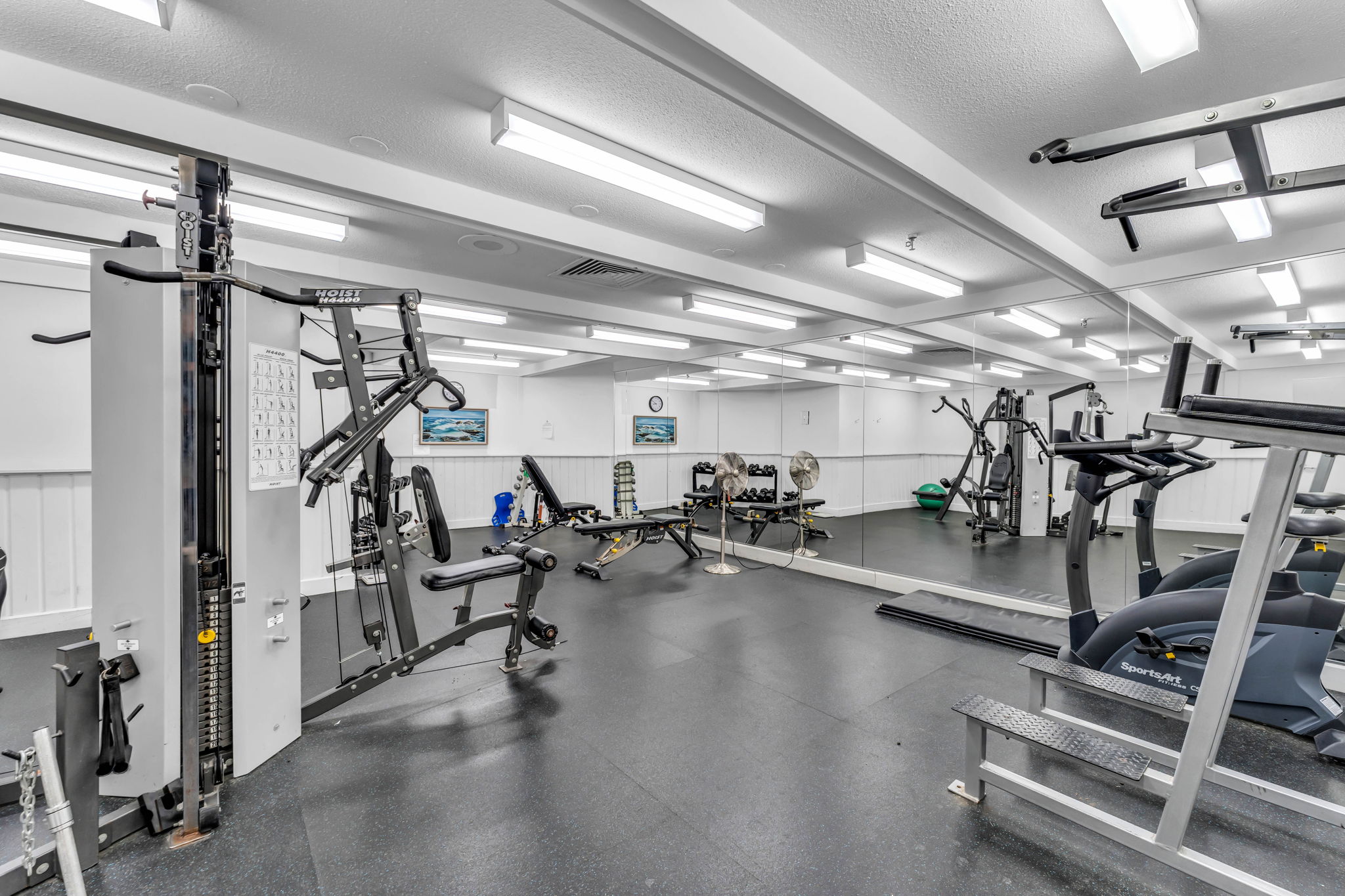  Photo 31
