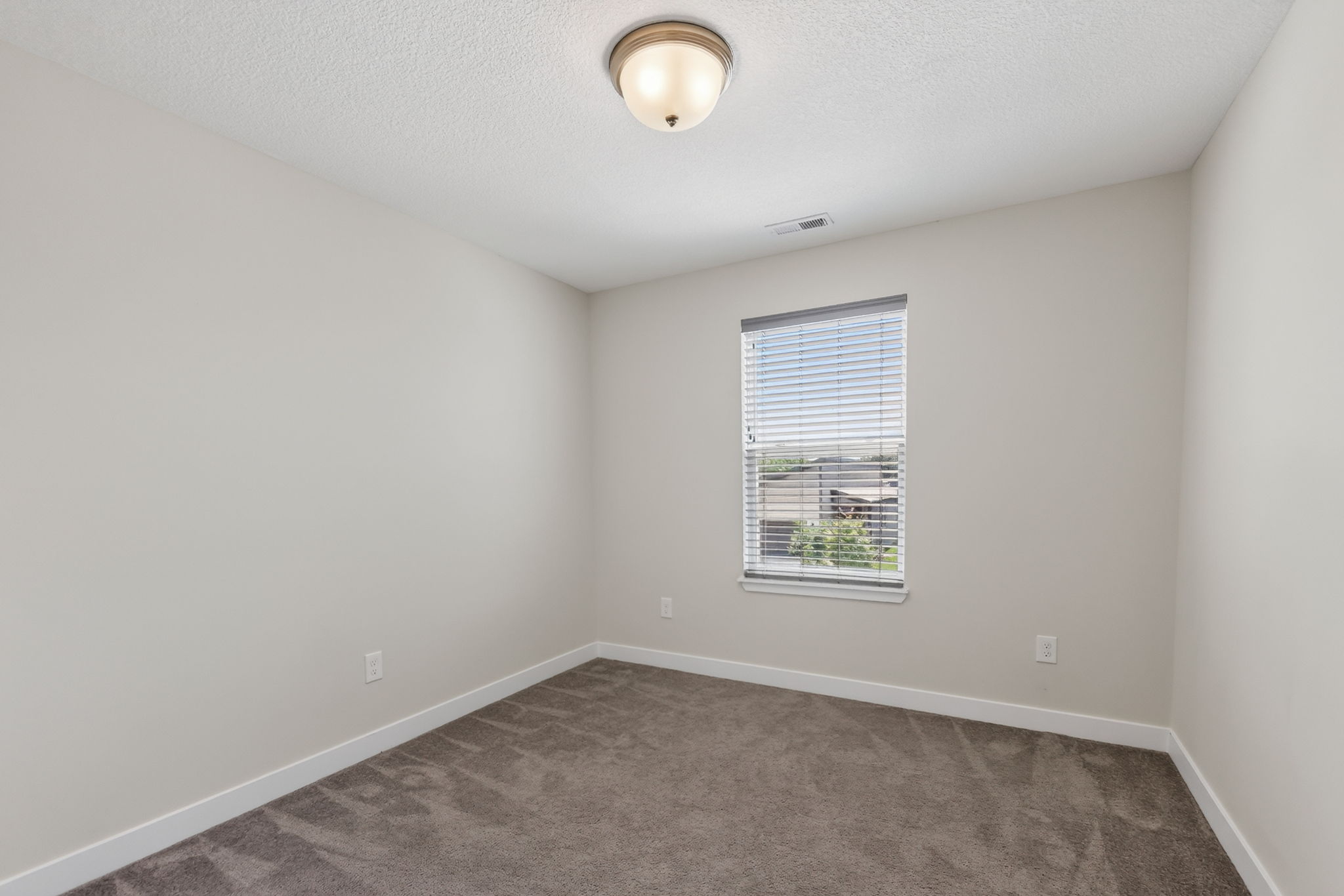 13334 W 180th Terr-027