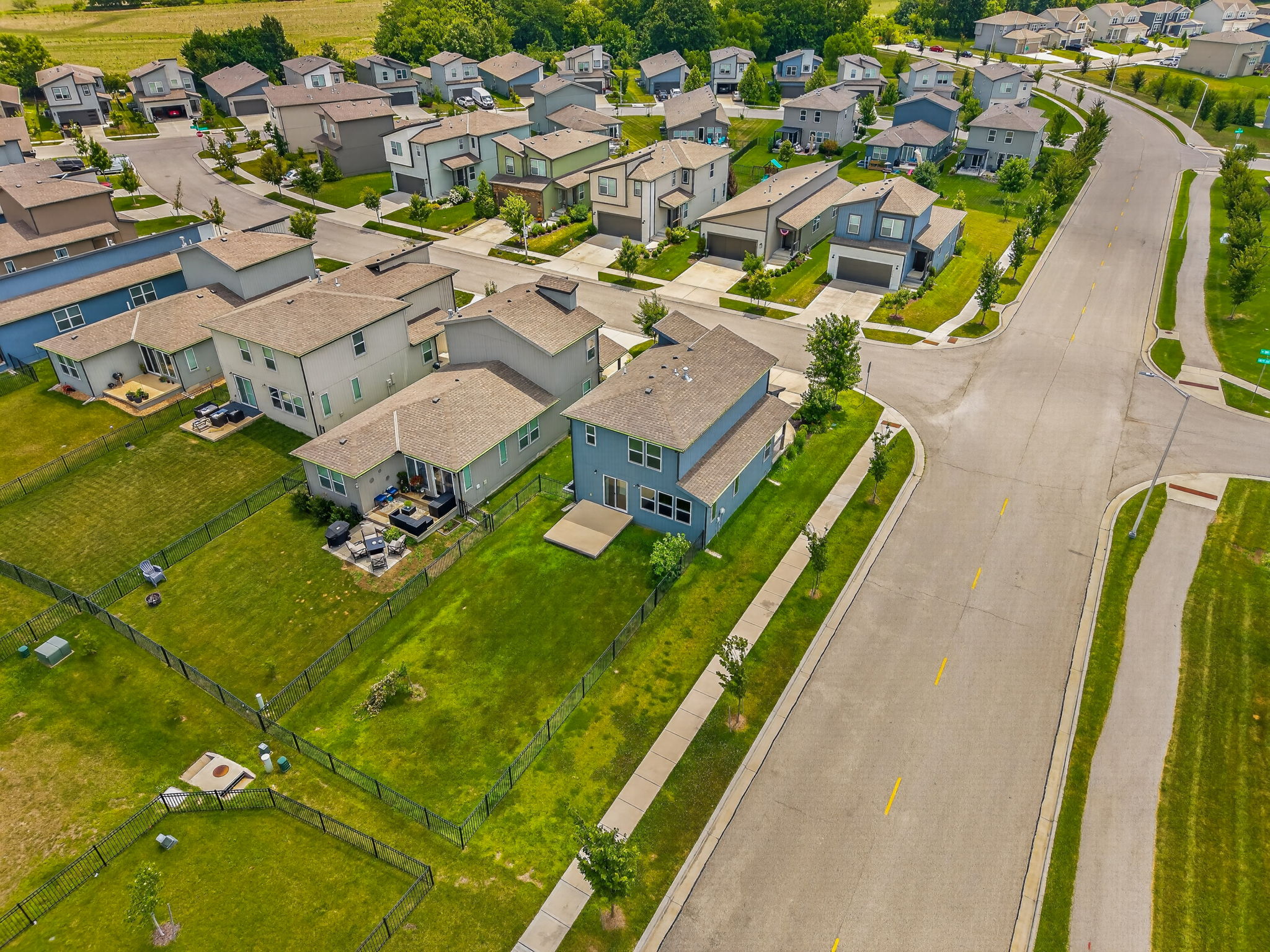13334 W 180th Terr-009