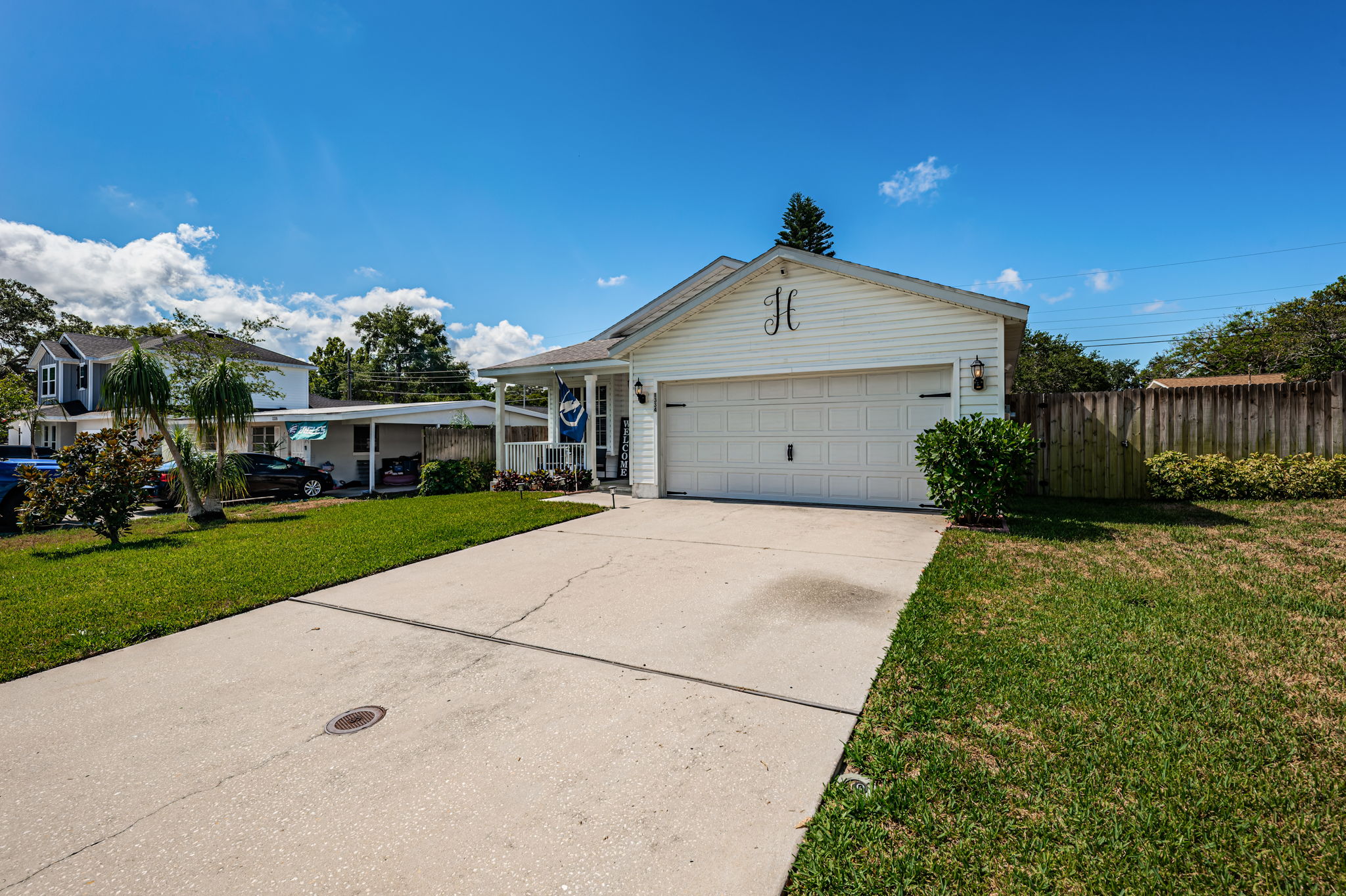 Front Exterior3