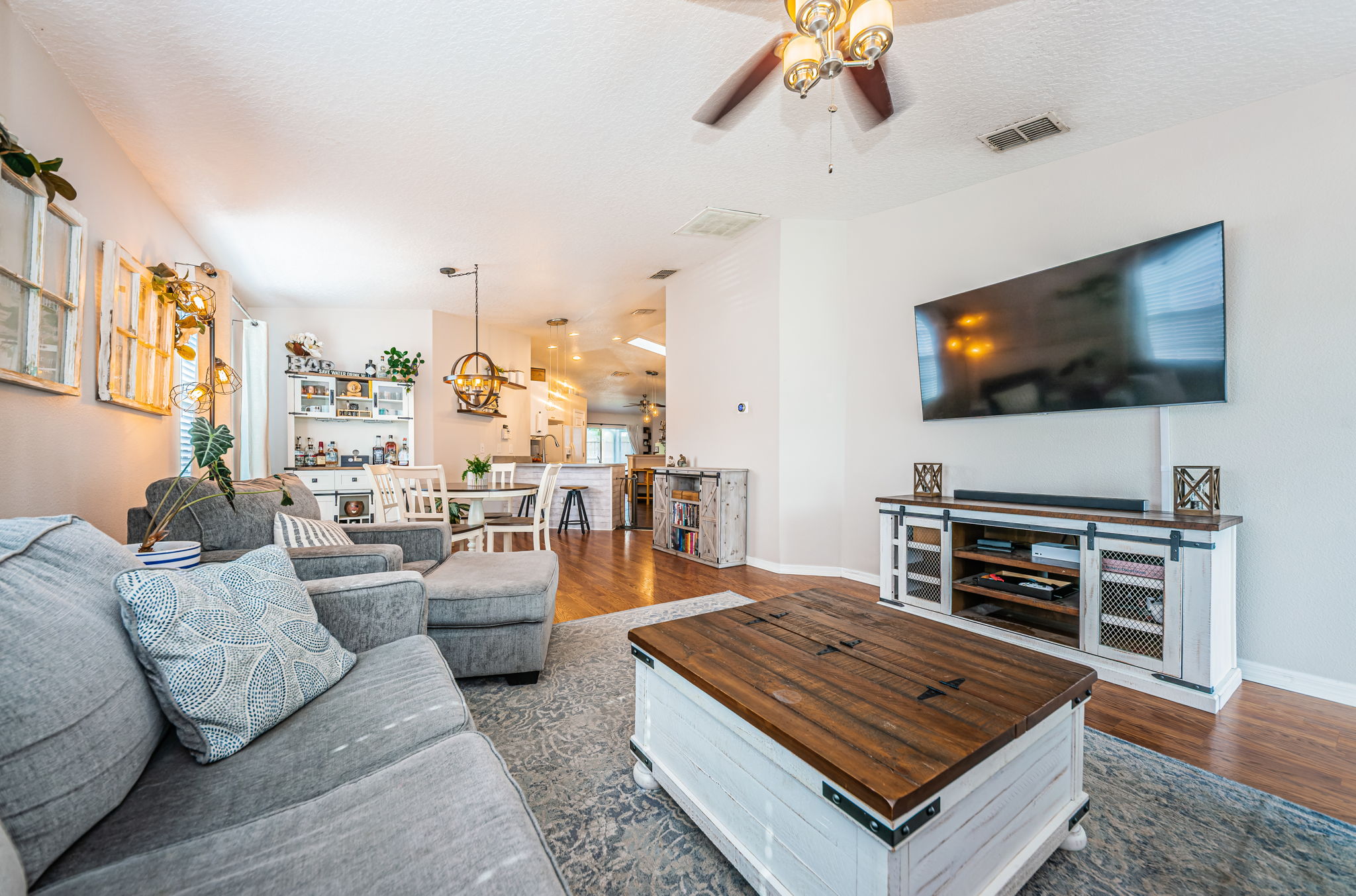 Living Room5