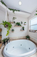 Master Bathroom1b