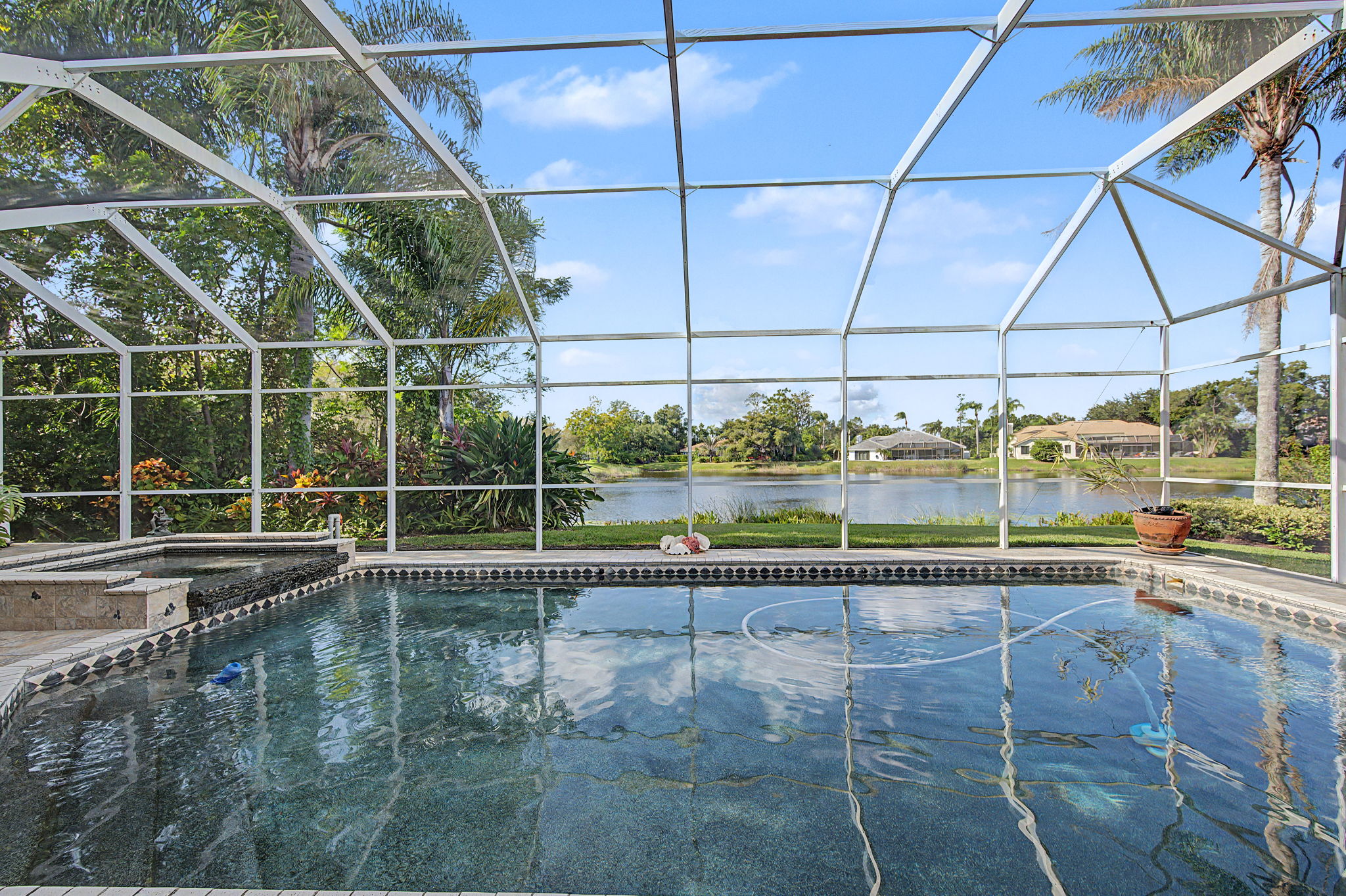 Pool2