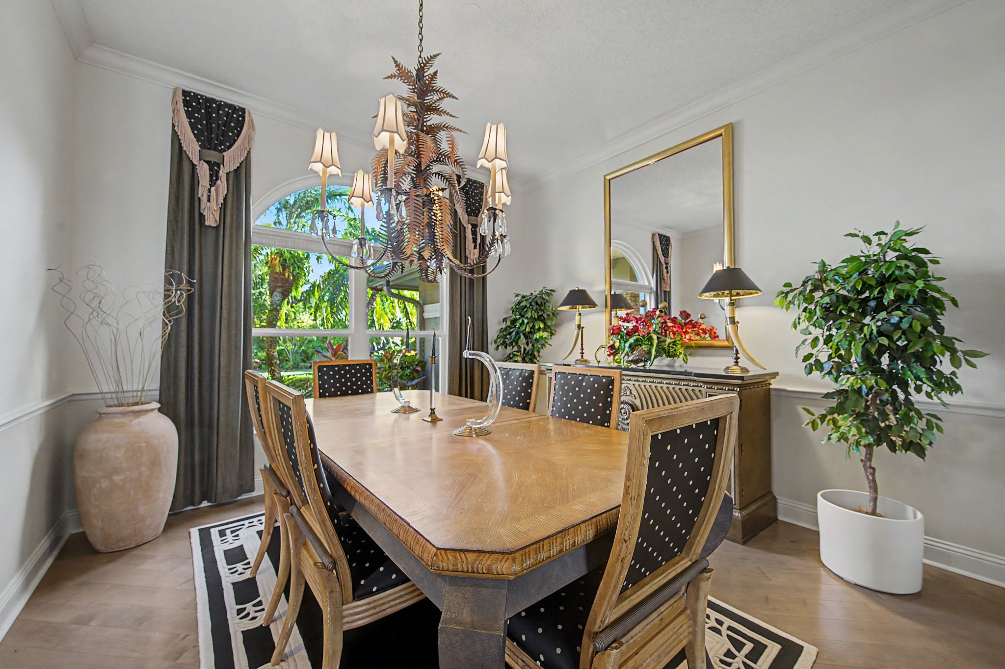 Dining Room1