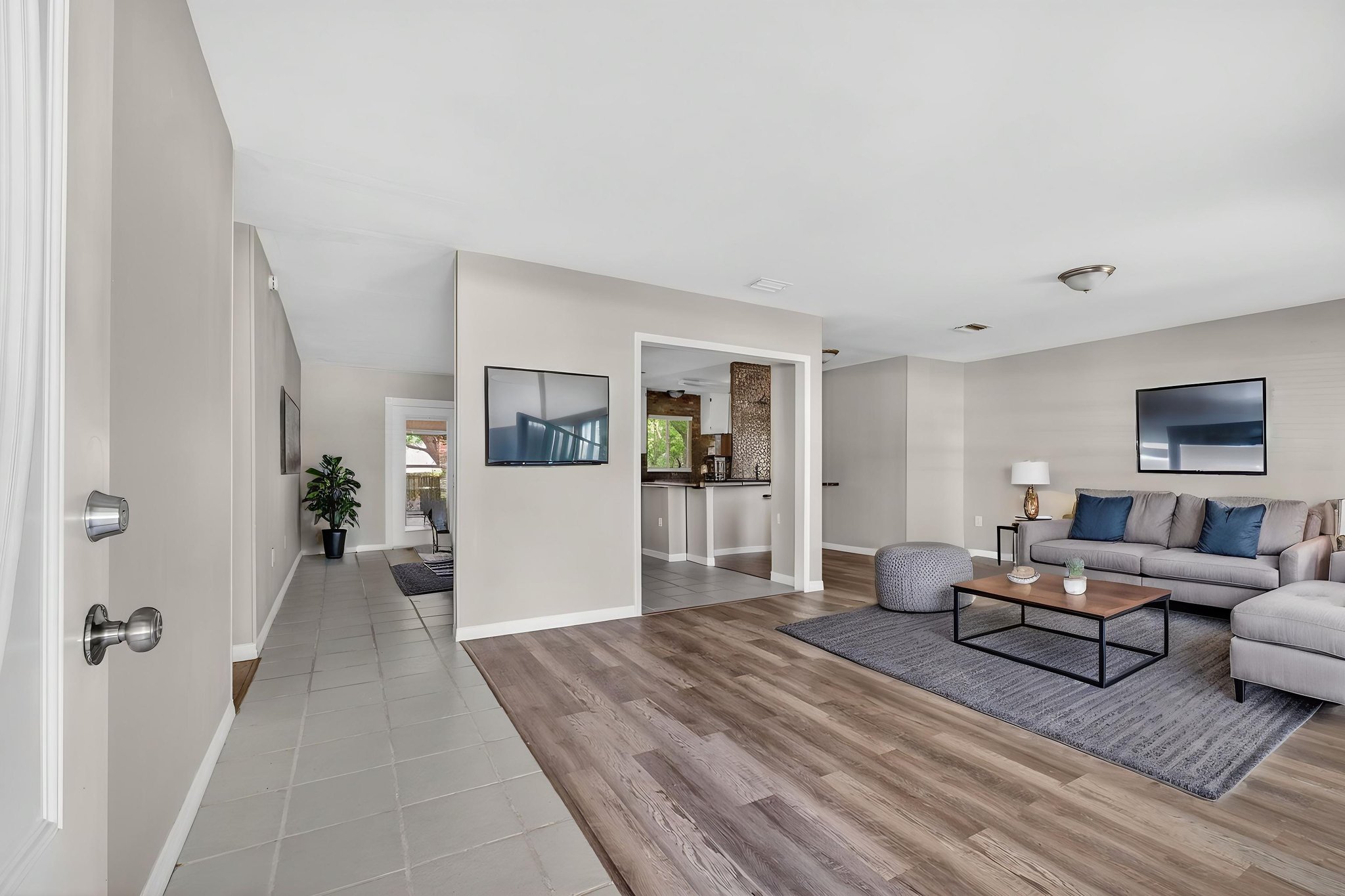 1334_Stately_Oaks_Dr_NW_Winter_Haven_FL_33881-1 virtually staged.jpeg
