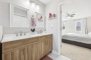 Marie Dr-S2103-037.jpg