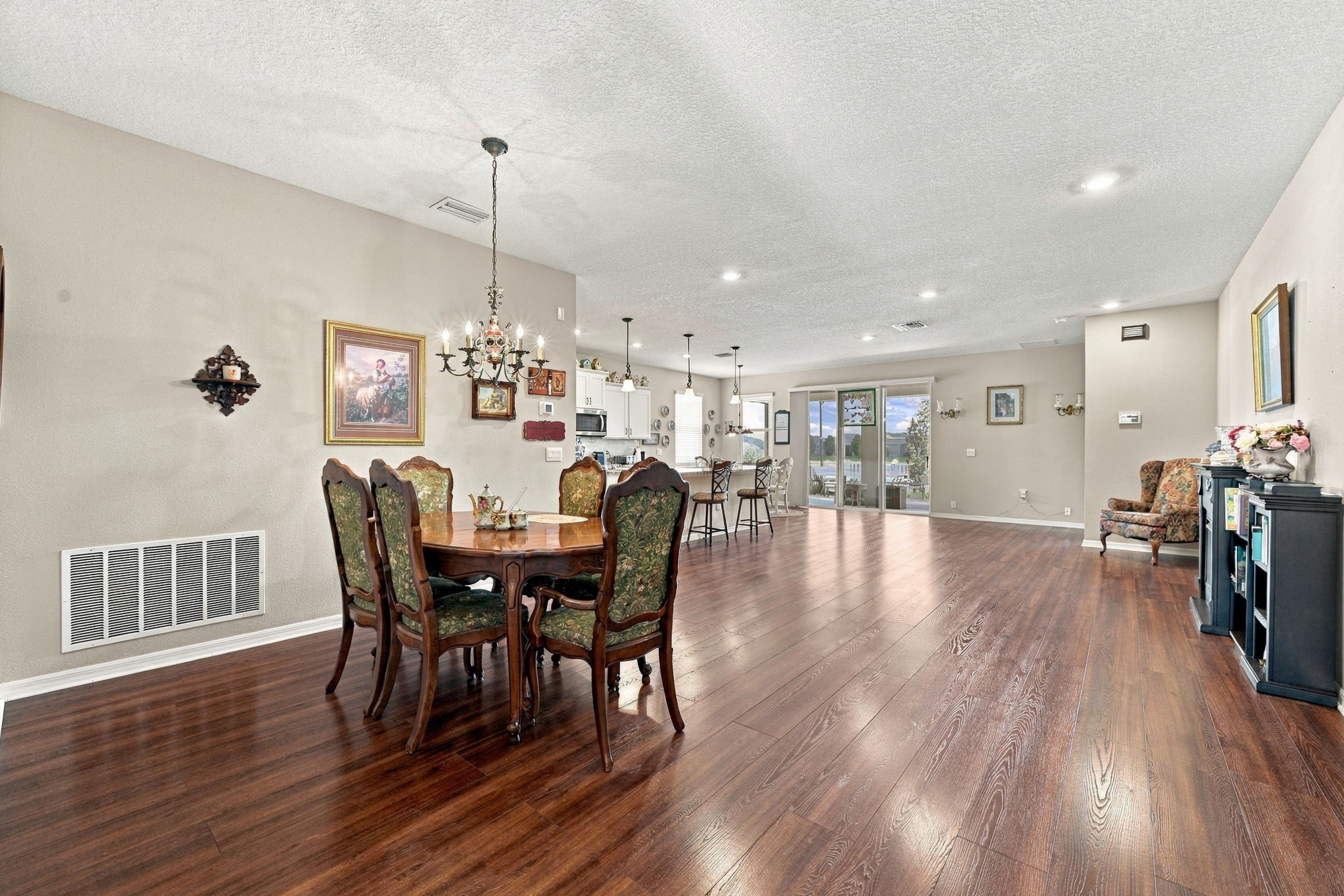 Dining Room1