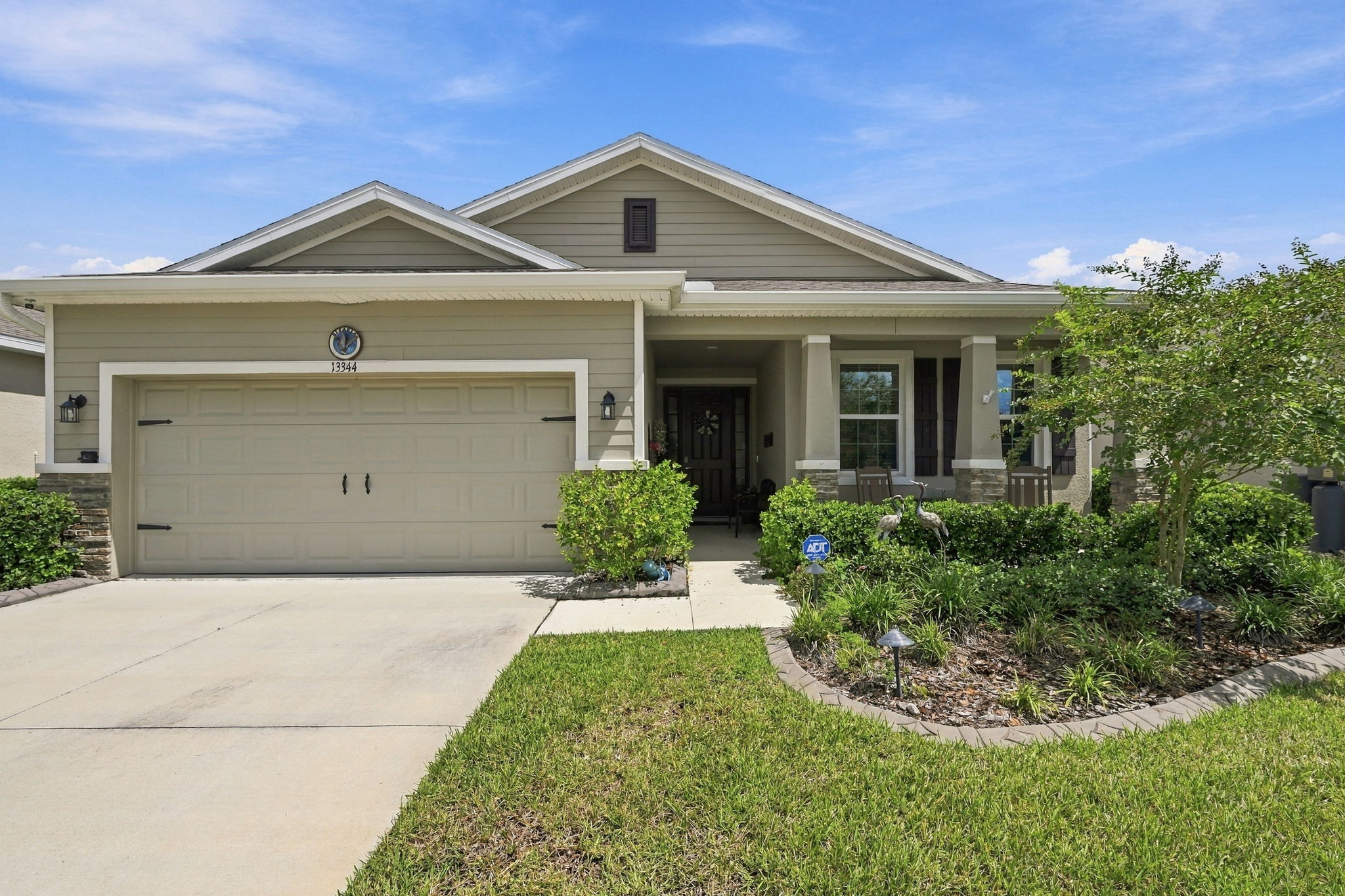 Front Exterior6