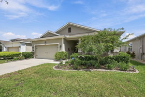 Front Exterior3