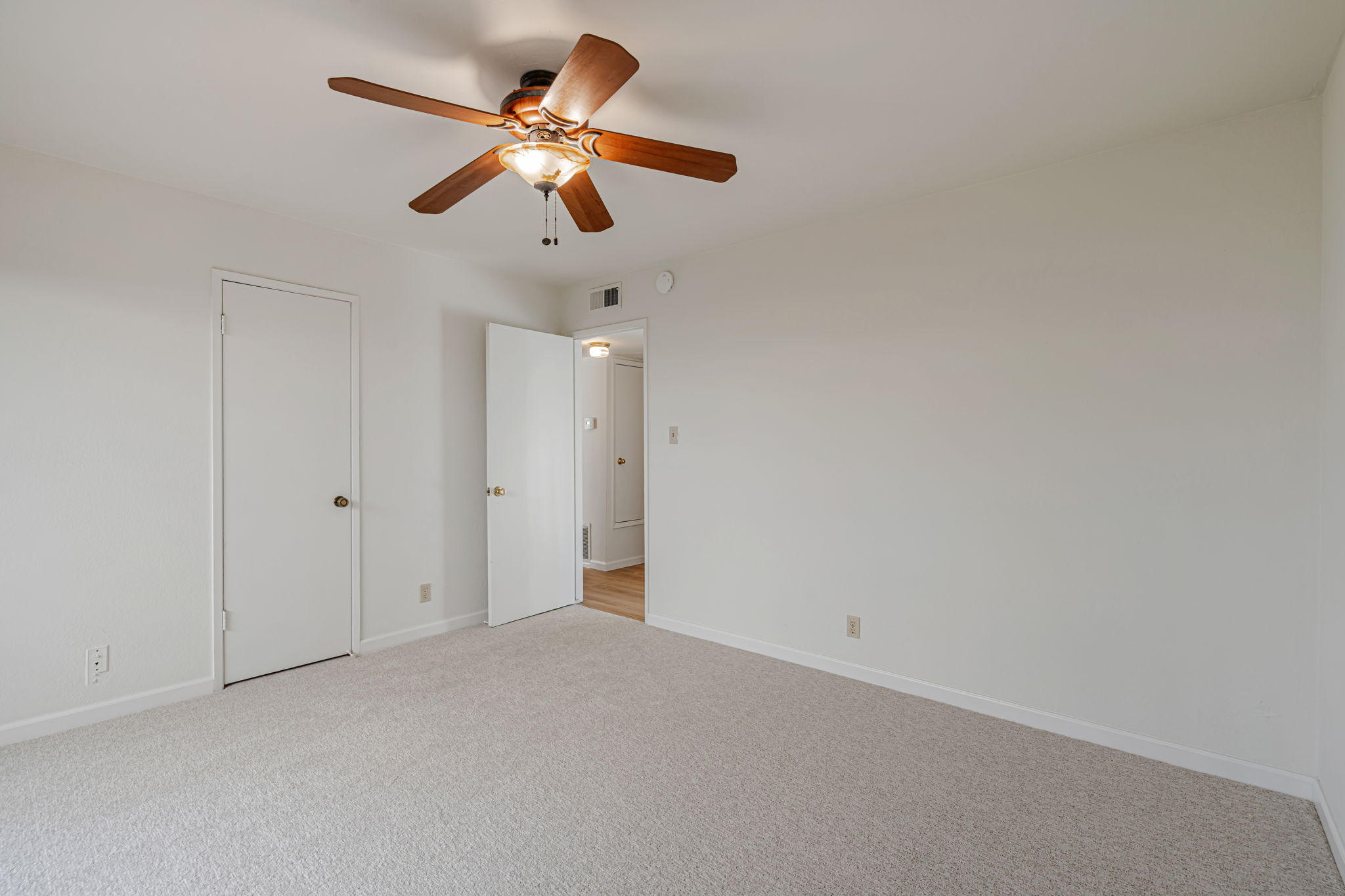 015_ 1335 Kenwal Rd Unit A_