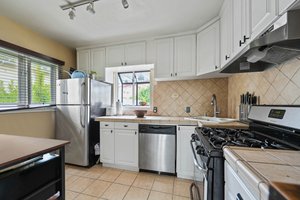 1335 N Fairfax Avenue 7-16.jpg