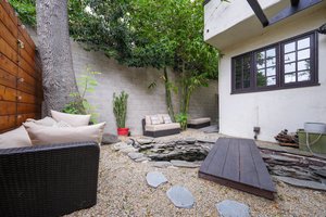 1335 N Fairfax Avenue 7-25.jpg