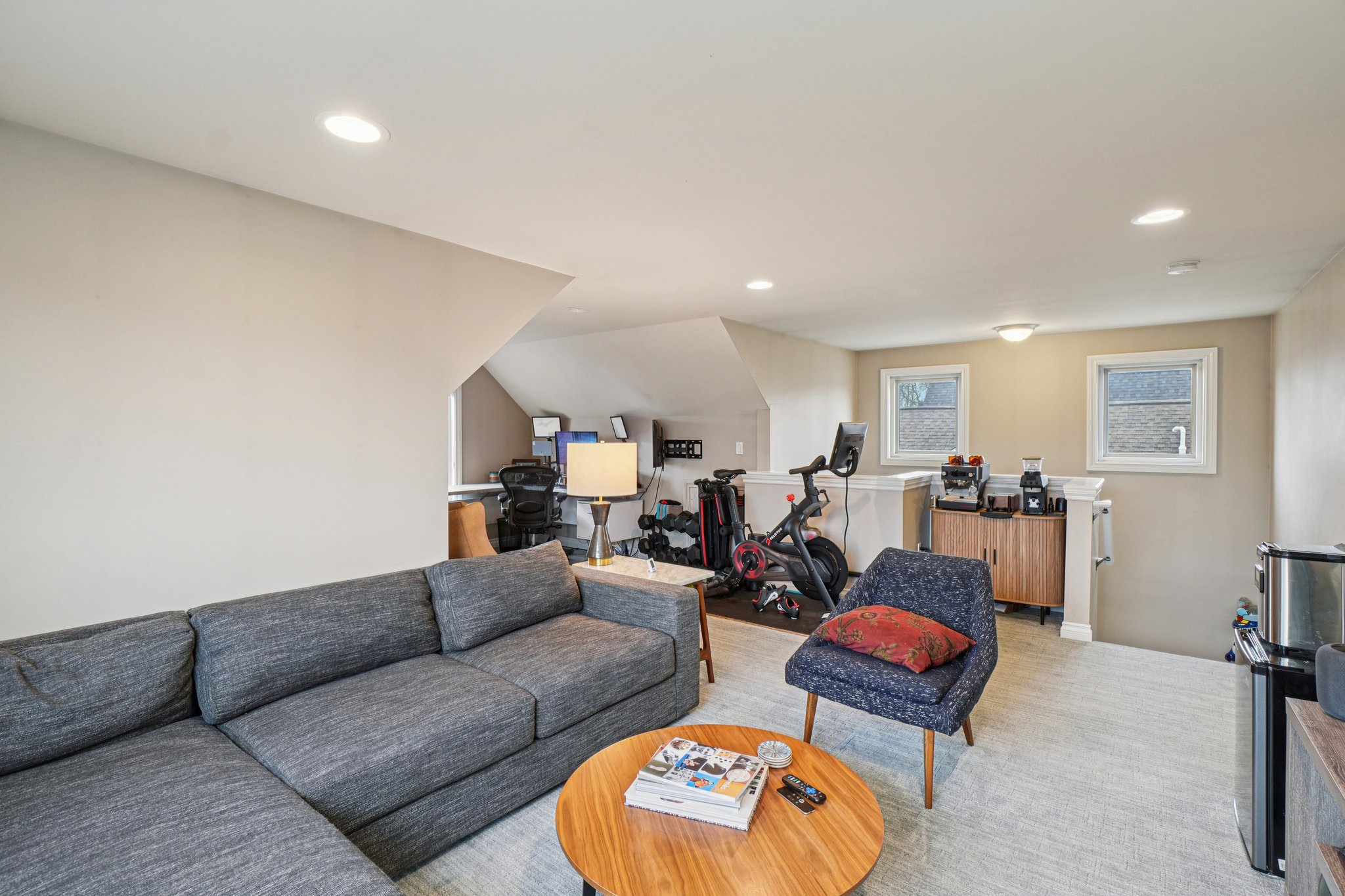 Webster Ave-S2303-029.jpg