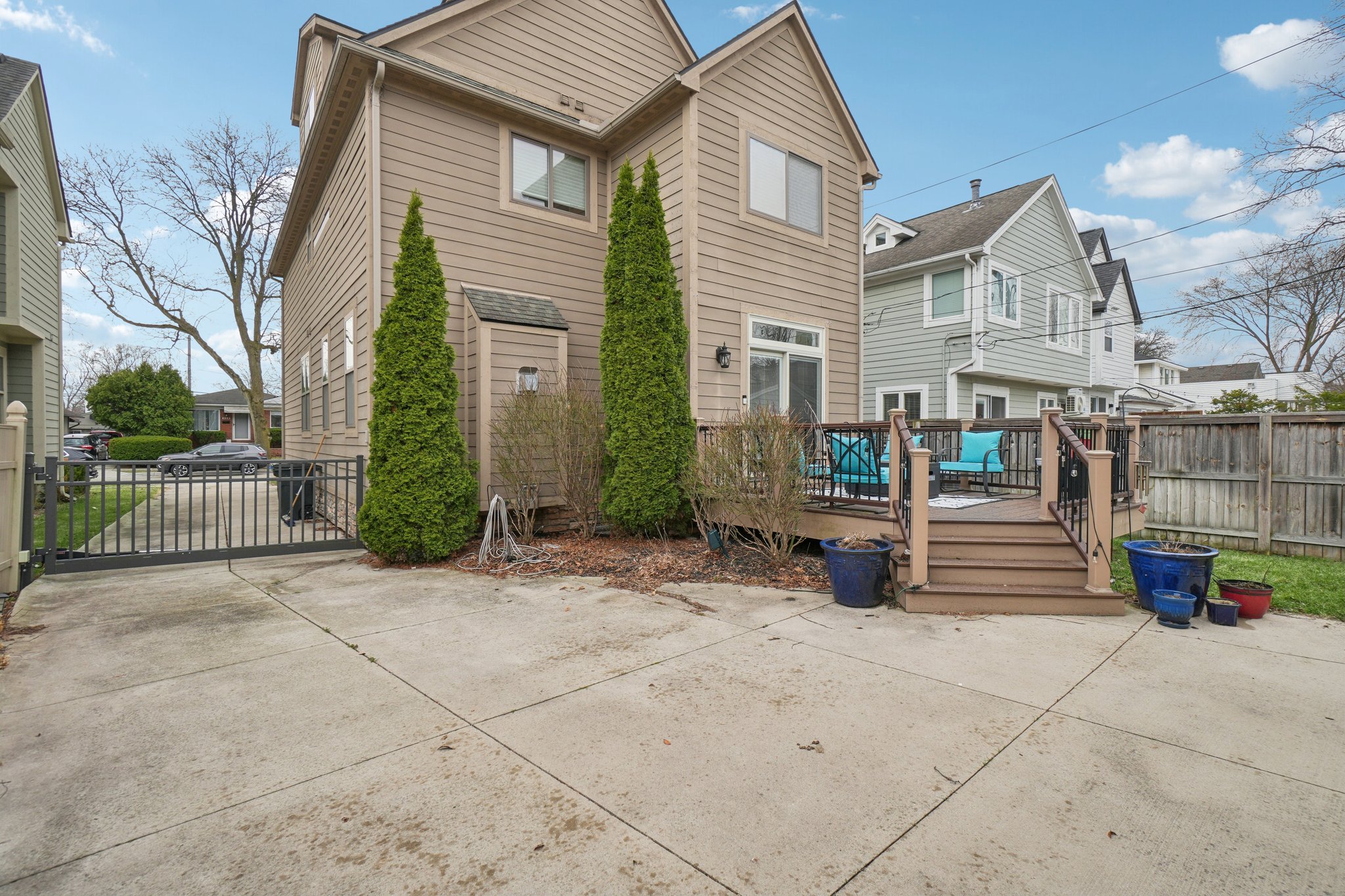 Webster Ave-S2303-039.jpg