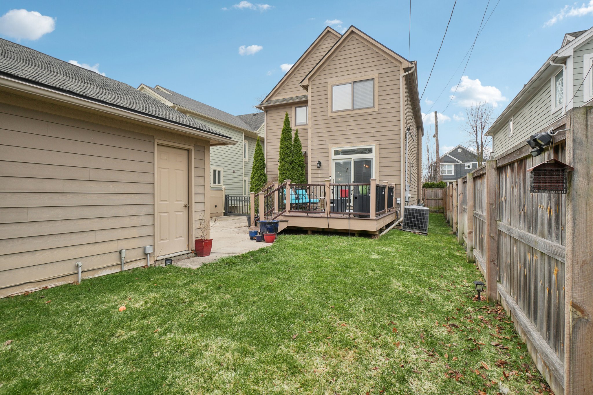 Webster Ave-S2303-040.jpg