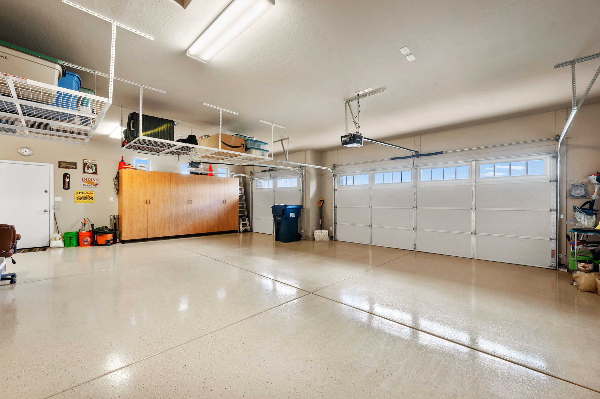 Garage (1)