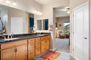 Primary Bathroom (2)