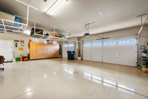 Garage (1)