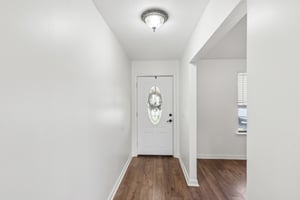 Bee St N-005.jpg