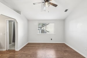 Bee St N-032.jpg