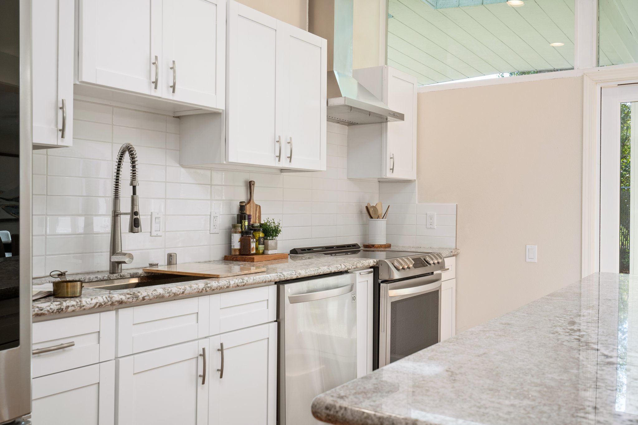 1336 Brown Dr, Davis, CA 95616, USA Photo 16