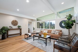 1336 Brown Dr, Davis, CA 95616, USA Photo 5