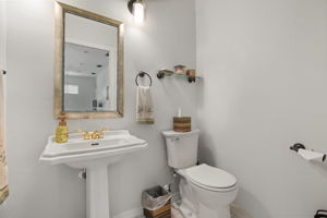  Photo 30