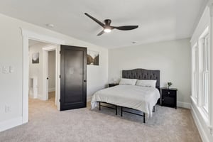 E Erie Ave-S1309-019.jpg