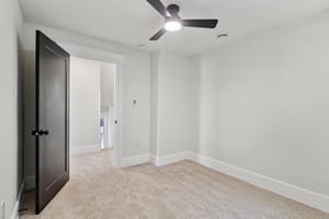E Erie Ave-S1309-023.jpg