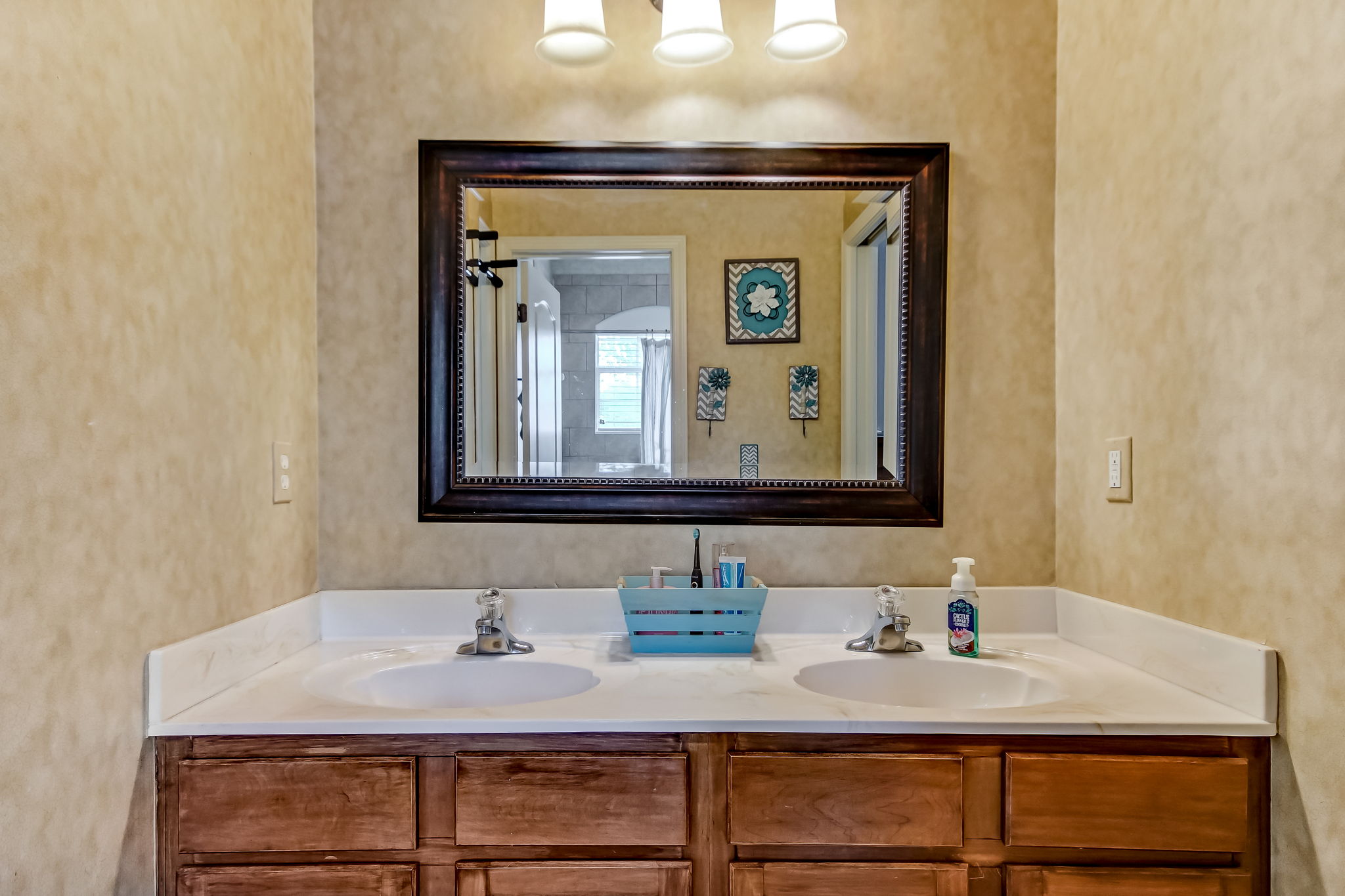 4th Bathroom Jack & Jill