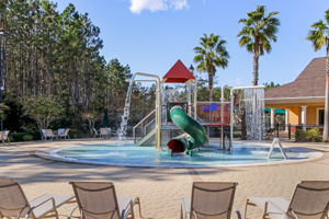 Kiddie splash park