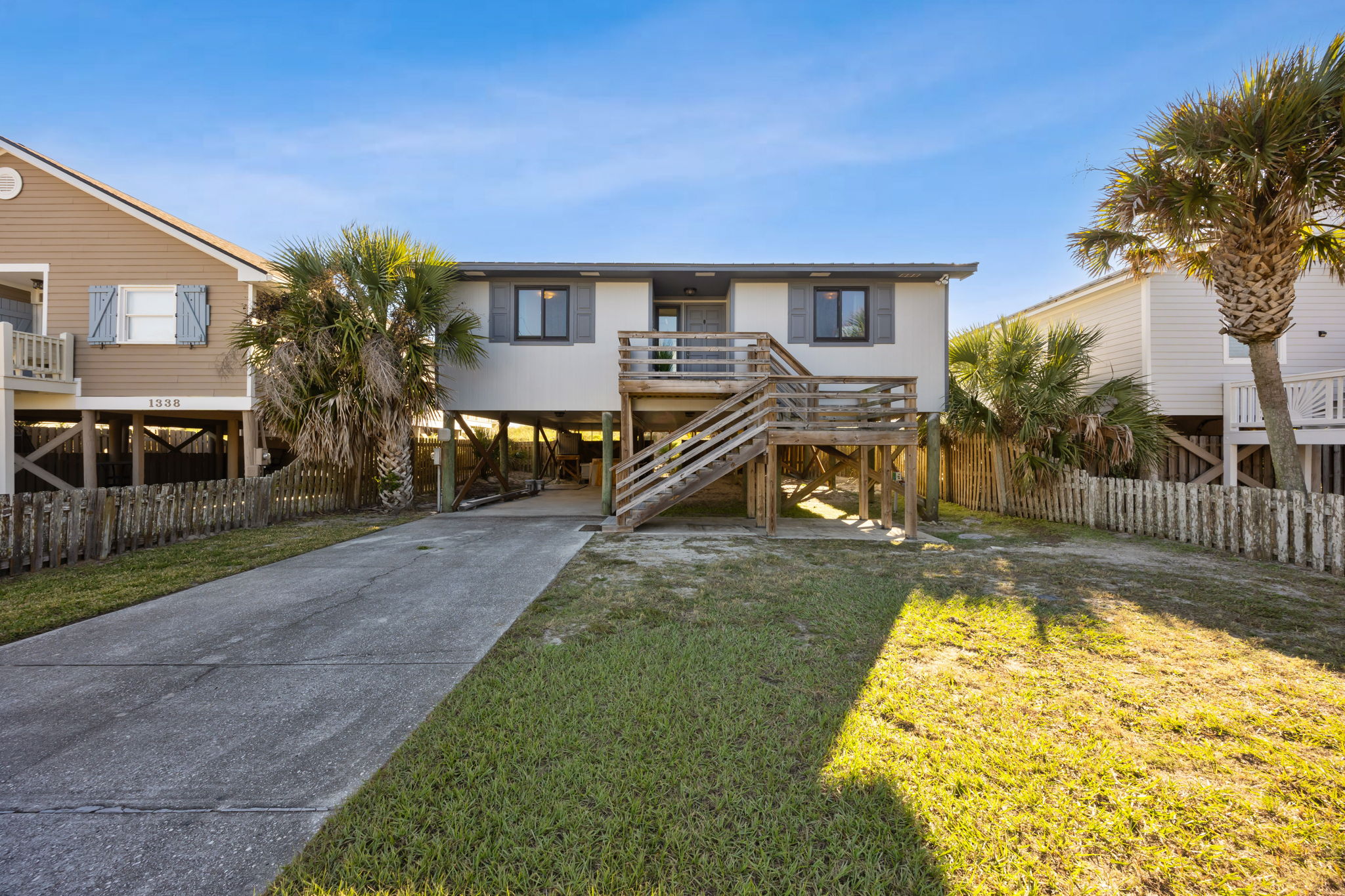 Welcome to 1336 N Fletcher Ave