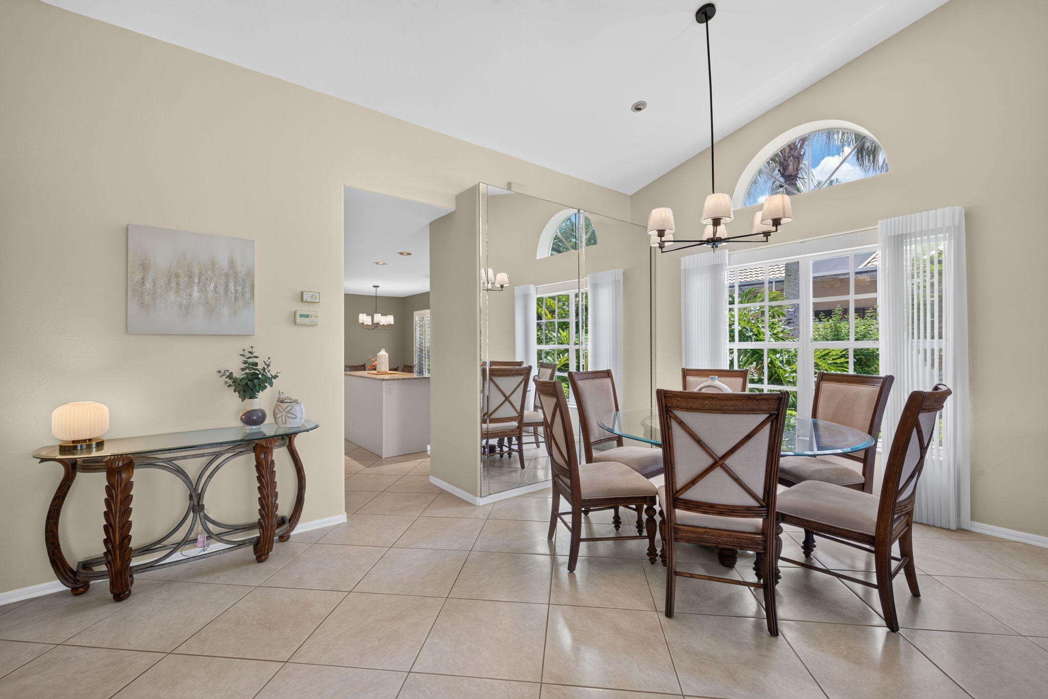 Dining Room 2 of 2