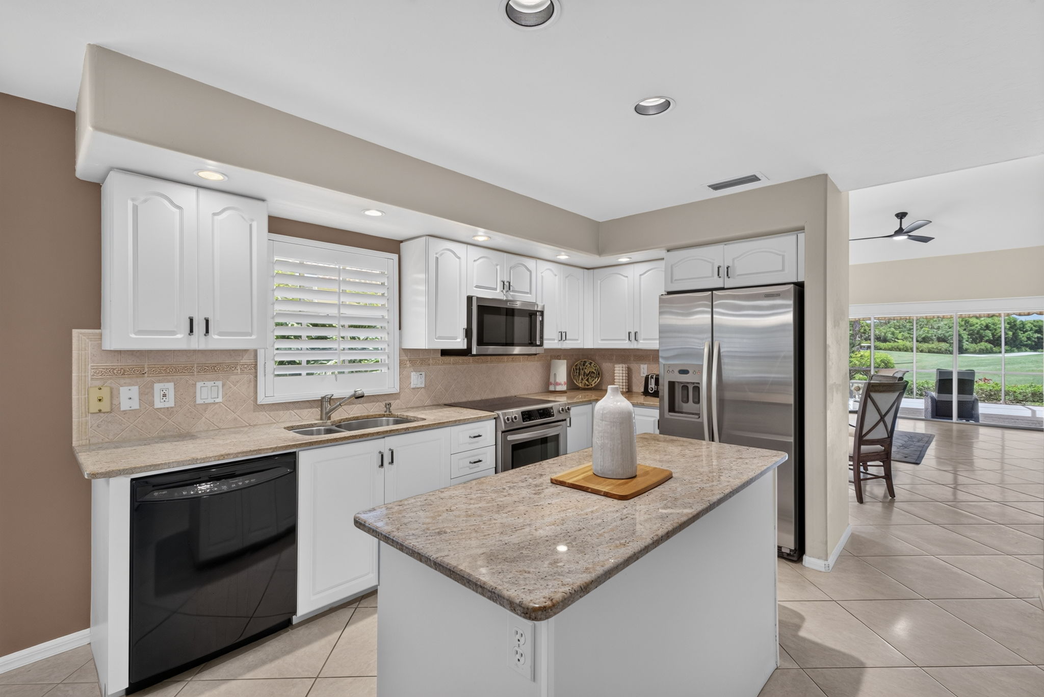 Kitchen 4 of 4