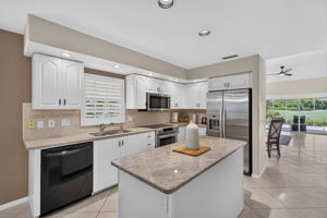 Kitchen 4 of 4