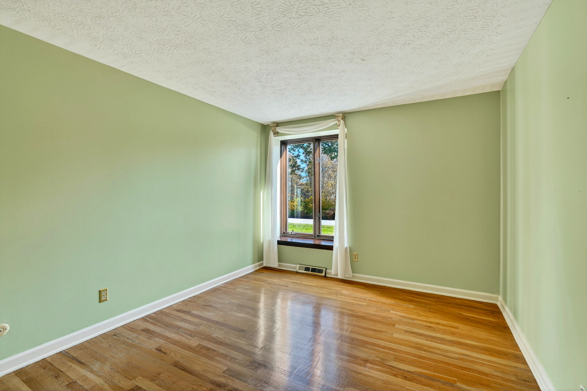 13365 Milnor Rd NW (28)