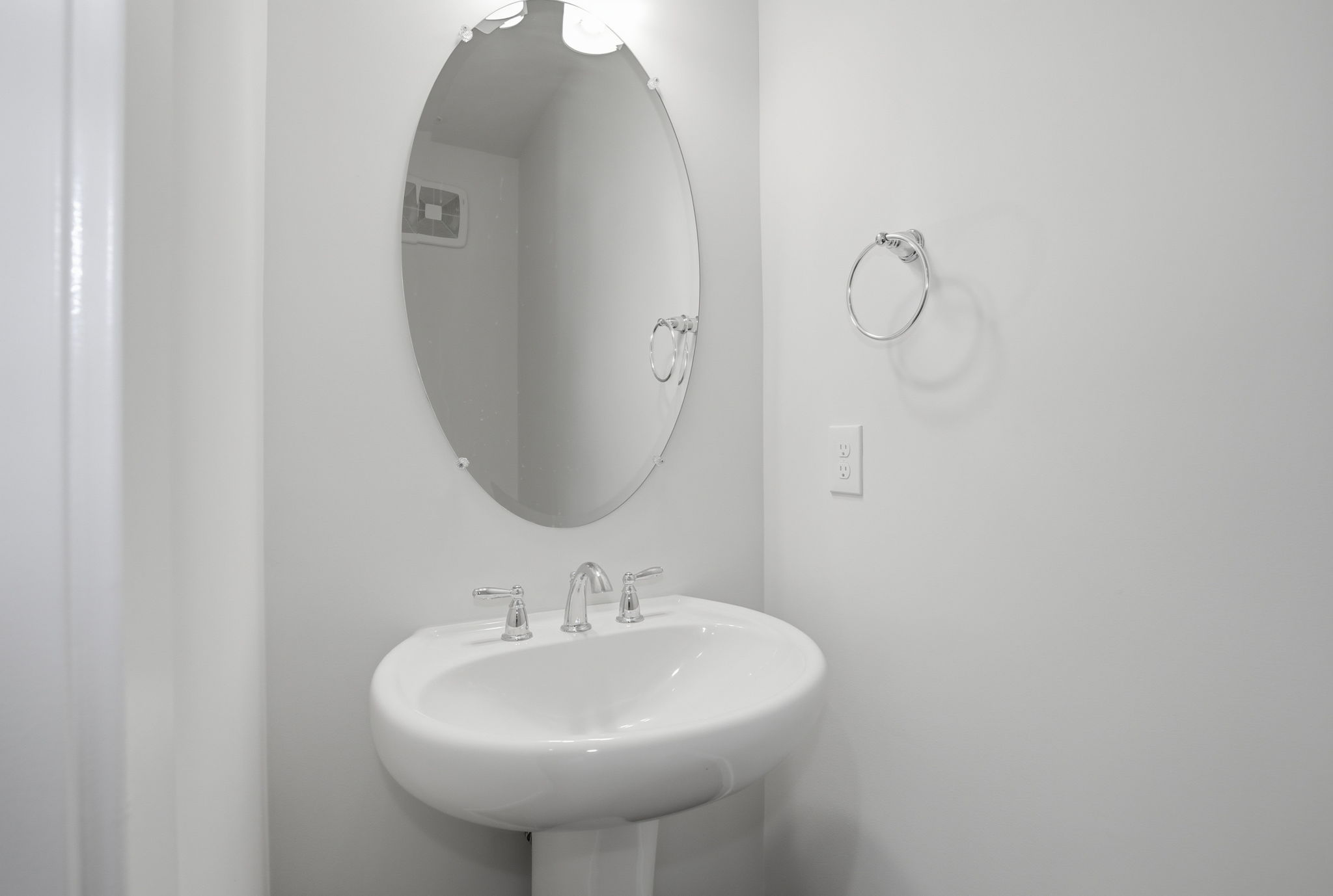 13367 Launders St _015