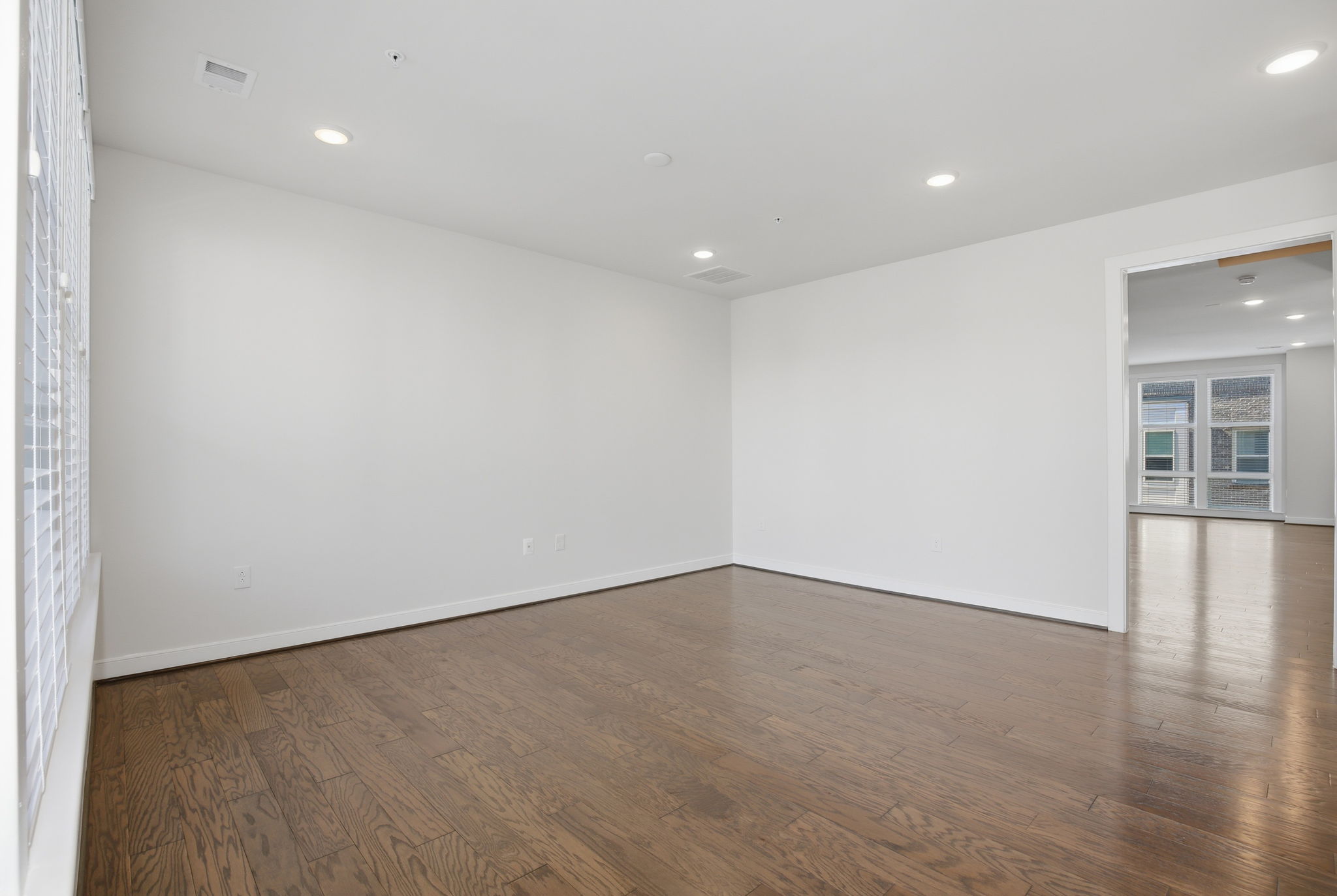 13367 Launders St _019