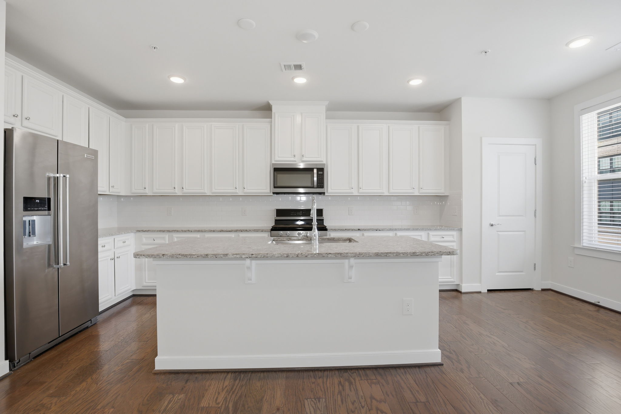 13367 Launders St _021