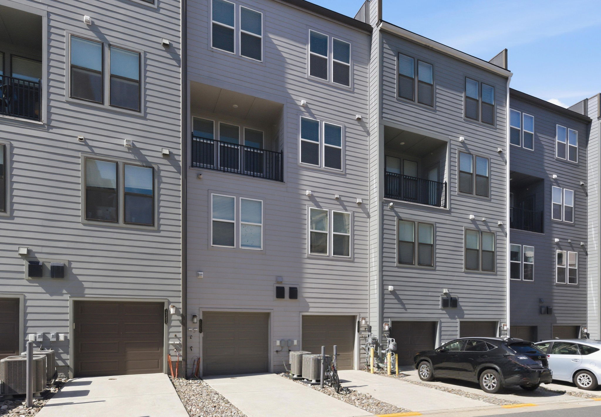 13367 Launders St _049