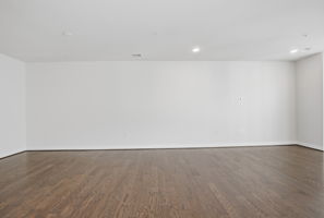 13367 Launders St _013