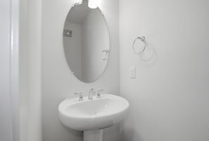 13367 Launders St _015