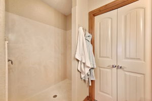  Photo 34