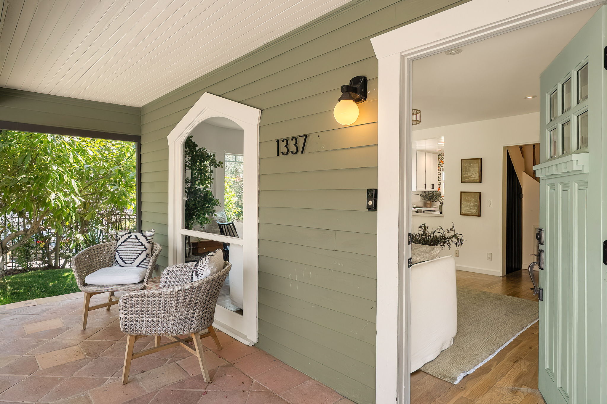 1337 Neola Street-17